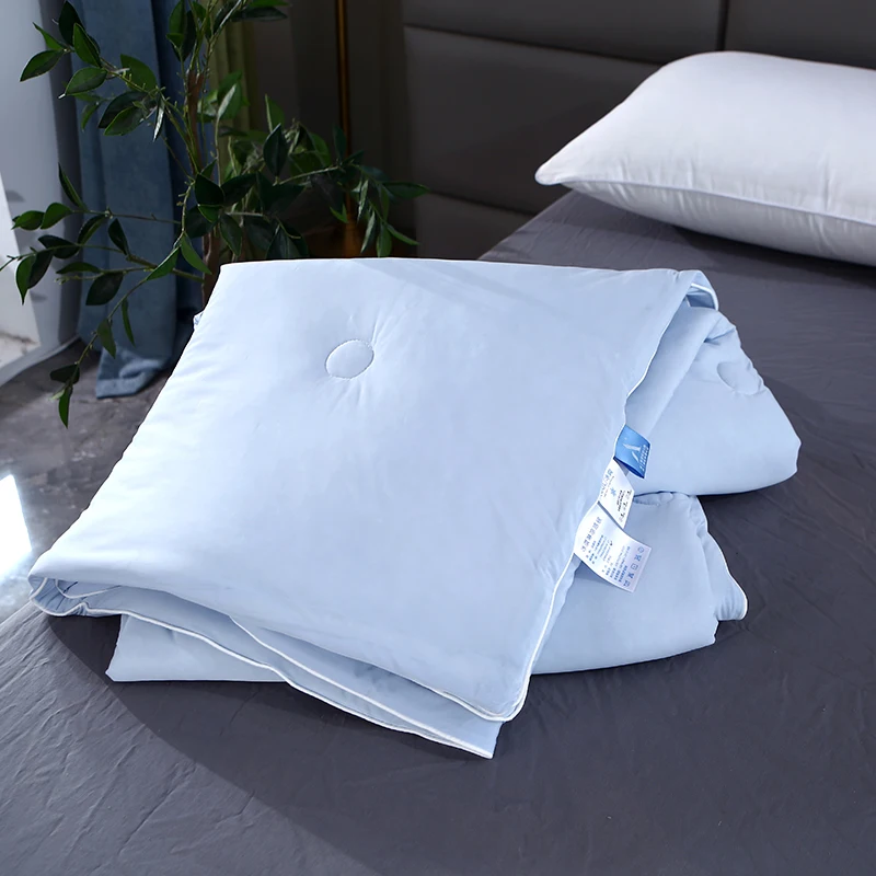 High Quality Cooling Blankets Smooth Silky Air Condition Comforter Lightweight Summer Quilt with Double Side Cooling Fabric