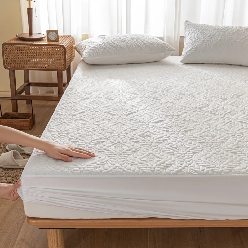 3pcs Set Waterproof Mattress Cover and Pillowcase, 100% Waterproof Mattress Protector, Non-Slip Adjustable Anti-Mite Bedding Set